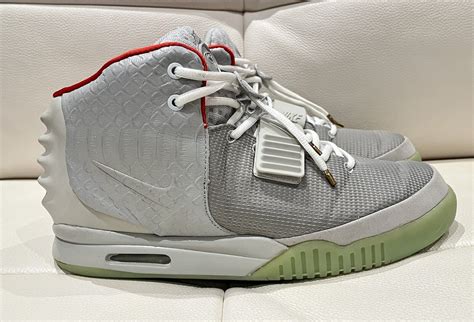 nike yeezy 2 replica 3m|Nike Air Yeezy 2 Authentic/Fake Comparison .